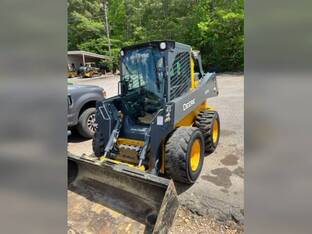 2025 John Deere 320G