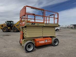 2017 JLG 4069LE