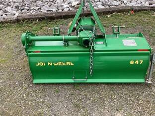 2019 John Deere 647