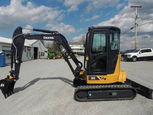 2023 John Deere 35 P-TIER