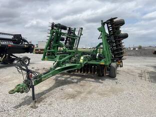 2018 Great Plains 2400TM