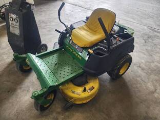 2010 John Deere Z225