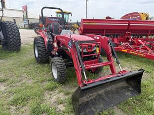2020 Mahindra 1626 HST