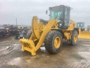 2017 Caterpillar 938M