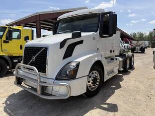2016 Volvo VNL64T300