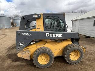 2012 John Deere 326D