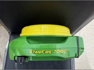2023 John Deere 7000