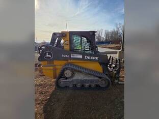 2023 John Deere 325G