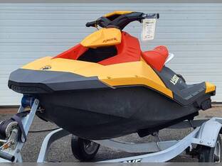 2022 SEA DOO SPARK 2UP