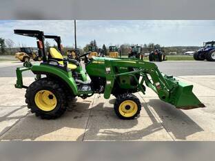 2017 John Deere 2032R