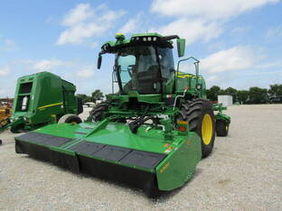 2024 John Deere W235R