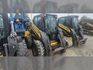 2017 New Holland L228