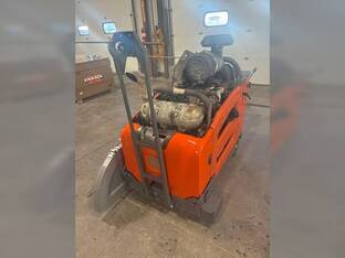 2016 Husqvarna FS7000D