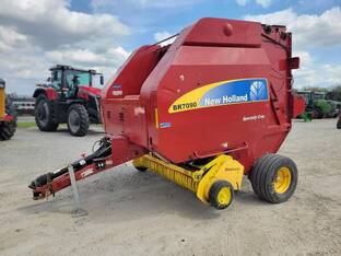 2014 New Holland BR7090