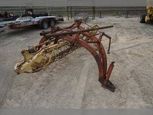 1984 New Holland ROLABAR 256