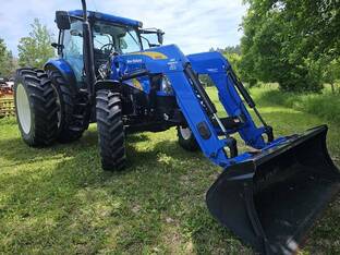 2012 New Holland T6070 PLUS