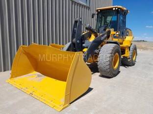 2022 John Deere 624 P