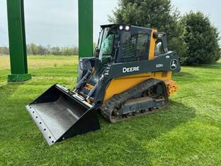 2019 John Deere 325G