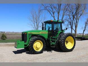 2000 John Deere 8410
