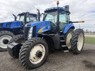 2008 New Holland T8010