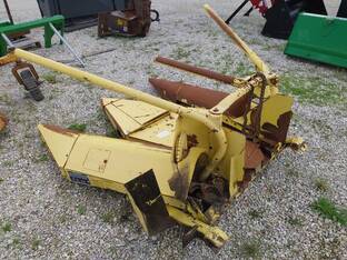 New Holland 822