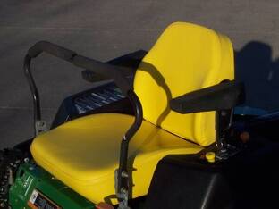 2011 John Deere Z465