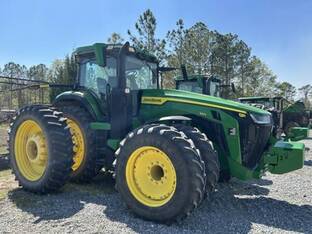 2022 John Deere 8R 340