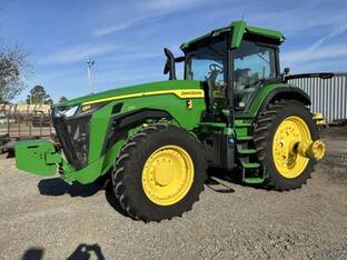 2024 John Deere 8R 230