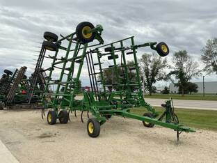 2024 John Deere 2430