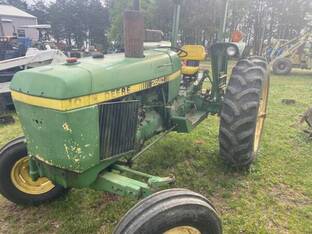 1981 John Deere 2640