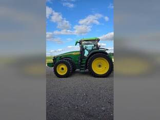 2023 John Deere 8R 410