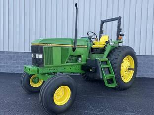 1995 John Deere 7400