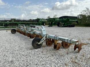 2010 Orthman 12R 38 HIPPER WITH AMCO GANGS