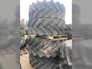 2023 John Deere 650/65R38