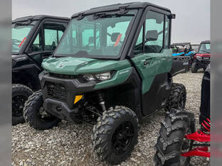 2026 Can-Am Defender DPS CAB HD10