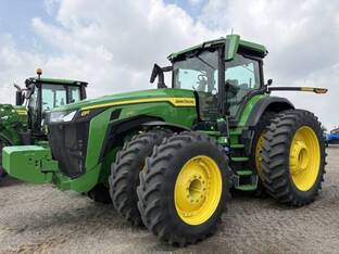 2025 John Deere 8R 370