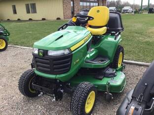 2023 John Deere X758