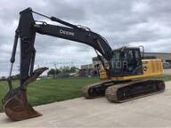 2023 John Deere 210G LC