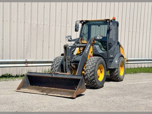 2021 John Deere 304L