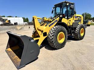 Komatsu WA270-7
