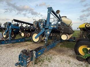 2012 Kinze 3600ASD