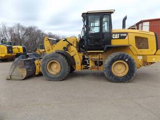 2017 Caterpillar 938M