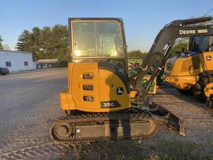 2021 John Deere 35G