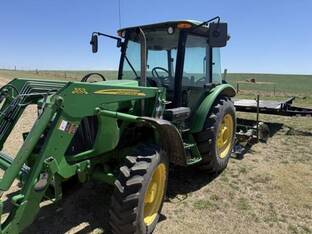 2012 John Deere 5083E