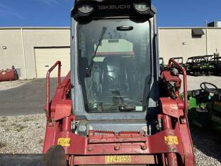 2021 Takeuchi TL10V2-CR