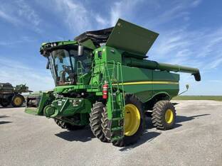 2023 John Deere S770
