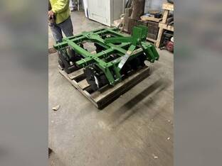 2025 Frontier TM1048L