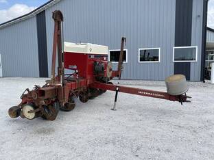 International 900 CYCLO AIR