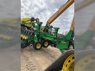 2011 John Deere DB60