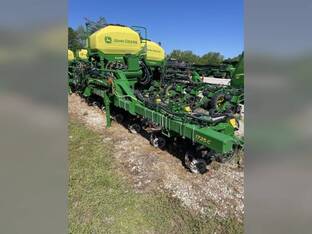 2024 John Deere 1725 CCS